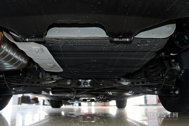 2013款 經(jīng)典版 550 1.8L 手動(dòng)風(fēng)尚型