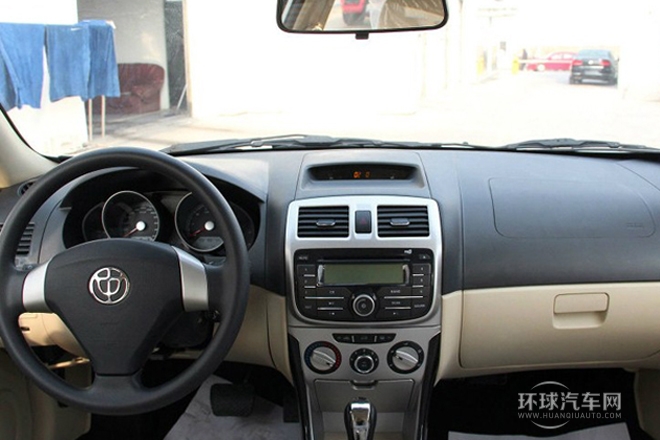 2011款 1.5L 自動(dòng)舒適型