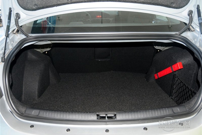 2013款 經典版 550 1.8L 手動風尚型