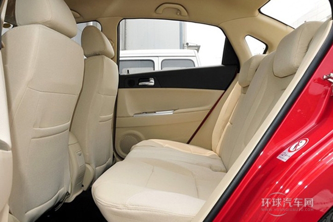 2011款 新銳版 1.5L 手動標準型