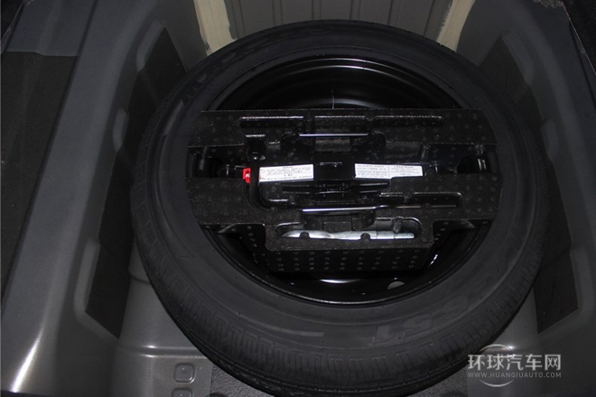 2013款 經(jīng)典版 550 1.8L 手動(dòng)豪華型