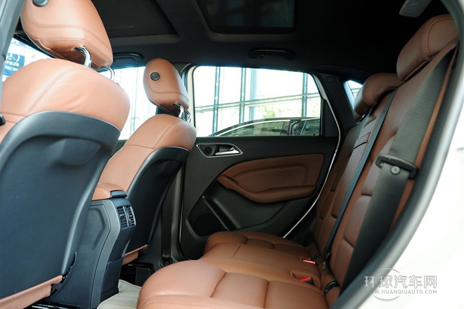 2013款B260 2.0T 雙離合