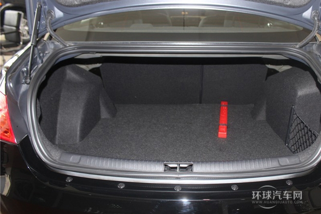 2013款 經(jīng)典版 550 1.8L 手動(dòng)豪華型