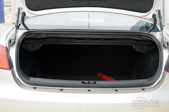 2013款 經(jīng)典版 550 1.8L 自動(dòng)風(fēng)尚型