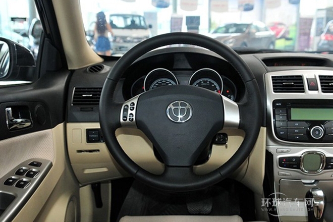 2011款 新銳版 1.5L 自動豪華型