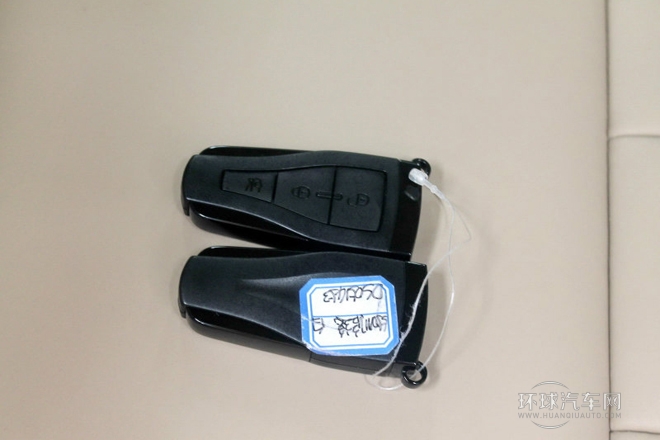 2013款 經典版 550 1.8L 自動豪華型