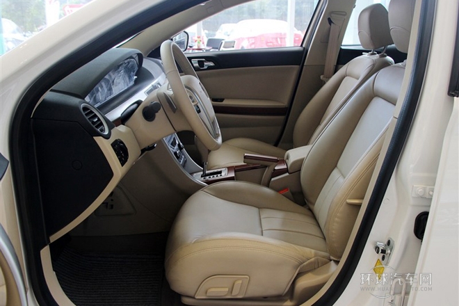 2013款 經(jīng)典版 550 1.8L 自動豪華型