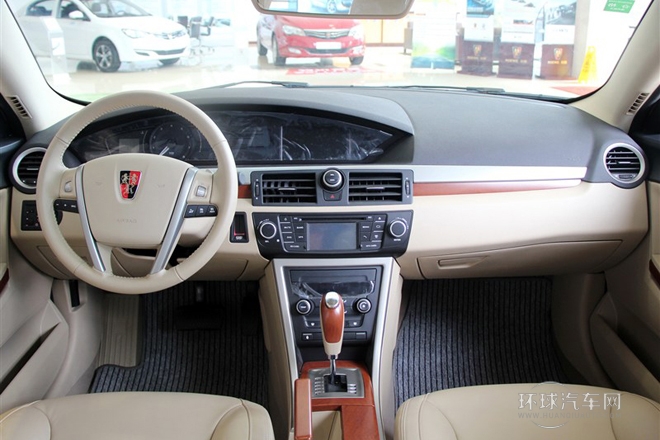 2013款 經典版 550 1.8L 自動豪華型