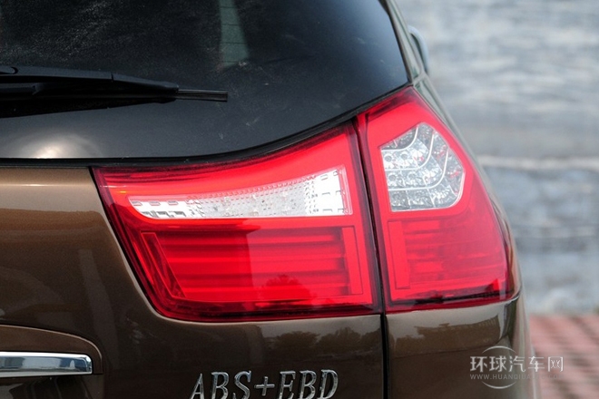 2013款 二代 2.0L 標(biāo)準(zhǔn)型