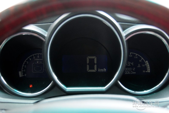 2013款 二代 2.4L 標(biāo)準(zhǔn)型