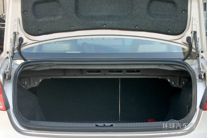 2014款 550S 1.8L 手動智選版