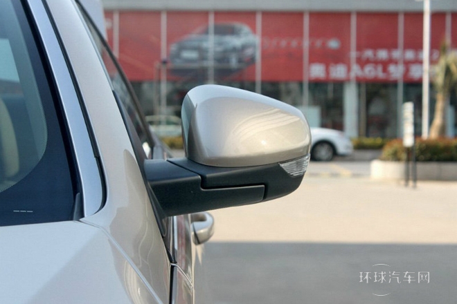 2014款 550S 1.8L 手動智選版