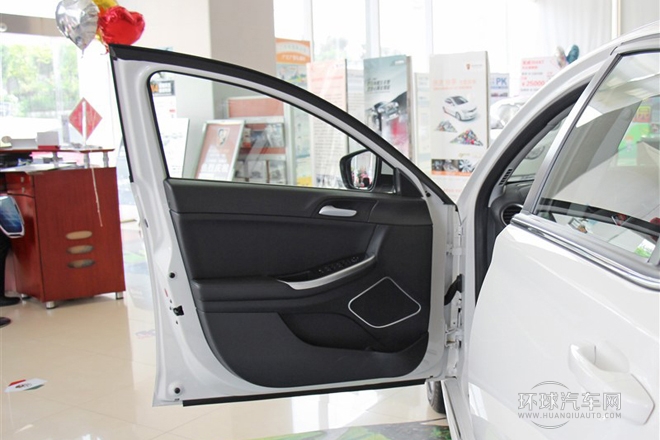 2014款 550S 1.8L 自動智選版