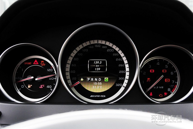 2012款C63 AMG Coupe動(dòng)感版