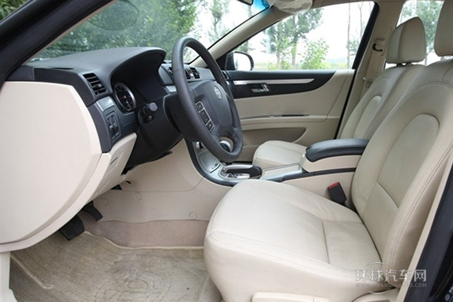 2011款 1.8T 自動豪華型