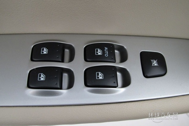 2011款 1.8T 自動旗艦版