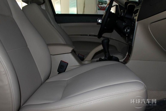 2011款 2.0L 手動(dòng)舒適型