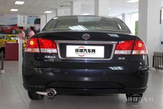 2011款 2.0L 手動舒適型