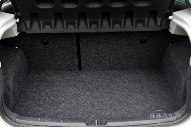 2013款 1.4TSI 5門版FR