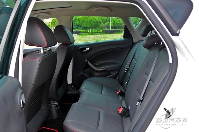 2013款 1.4TSI 5門版FR