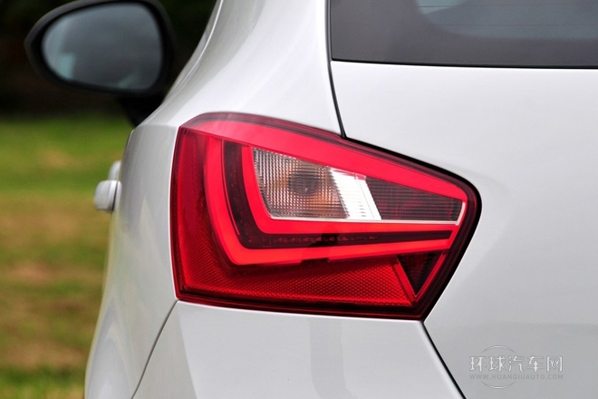 2013款 1.4TSI 5門(mén)版FR