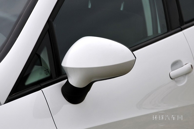 2013款 1.4TSI 5門版FR