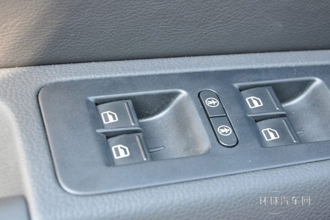 2013款 2.0TSI 至尊版 歐IV