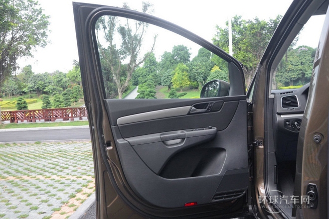 2013款 1.8TSI 豪華版 歐IV