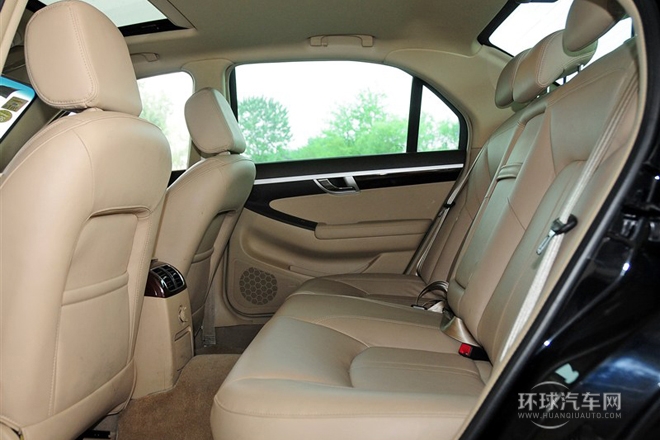 2012款 1.8T 750 HYBRID混合動(dòng)力版AT