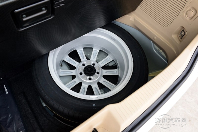 2012款 3.5 7人座豪華型