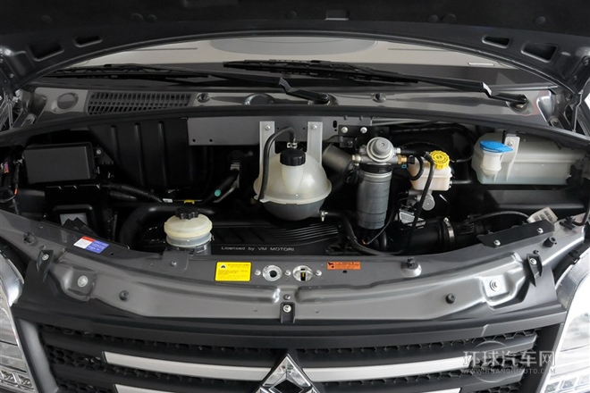 2011款 2.5T短軸中頂尊杰版