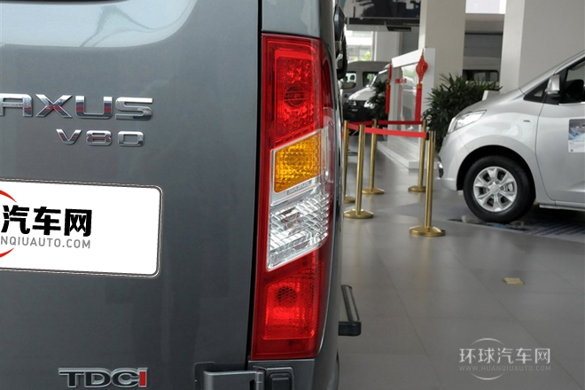 2011款 2.5T短軸中頂尊杰版