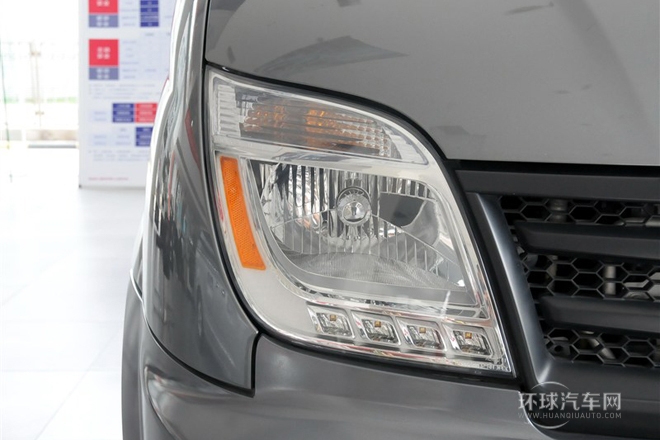 2011款 2.5T短軸中頂尊杰版