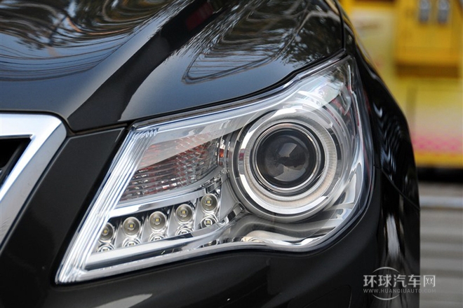 2012款 2.4L 豪華版