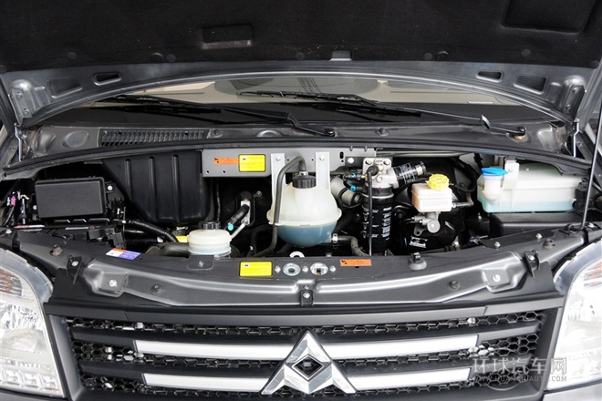 2011款 2.5T長軸中頂商杰版