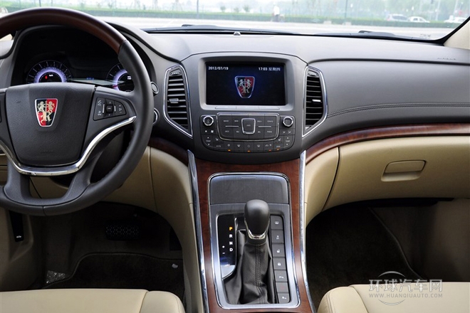2012款 2.4L 豪華行政版