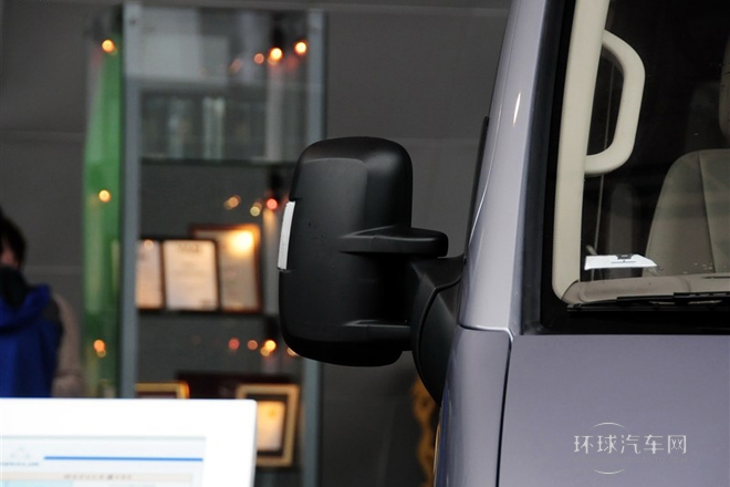 2011款 2.5T長(zhǎng)軸中頂尊杰版