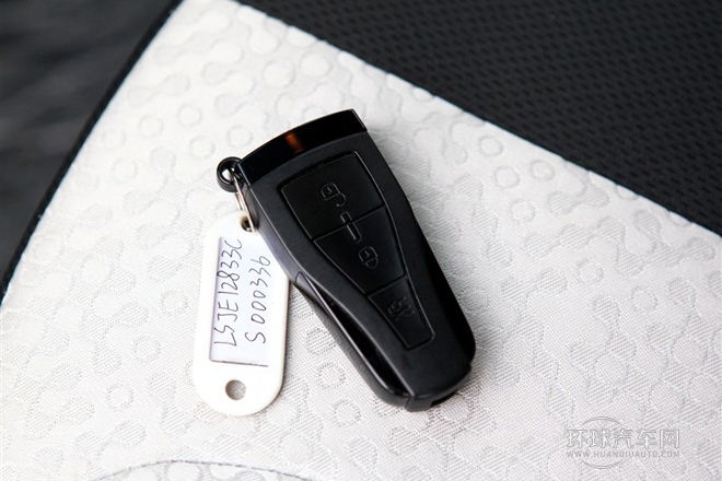 2013款 標(biāo)準(zhǔn)型