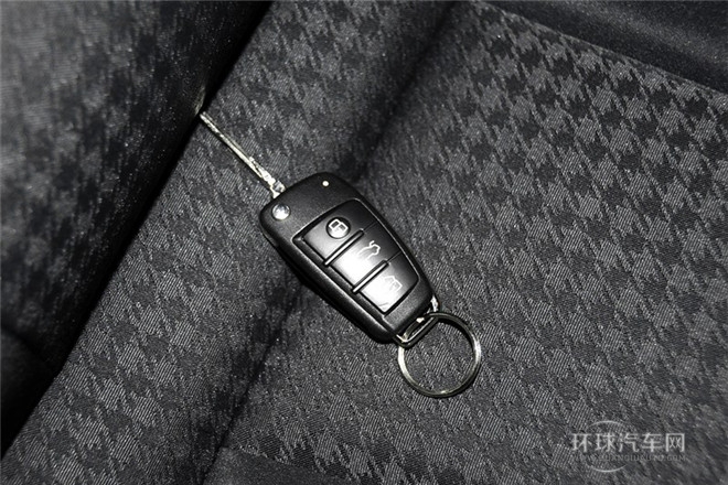 2014款 30 TFSI Sportback時尚型