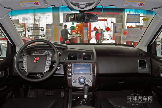 2014款 1.8T 4WD 自動豪域特裝版