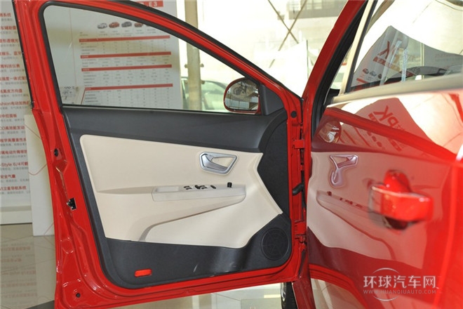 2013款 兩廂 1.5L 手動暢意版