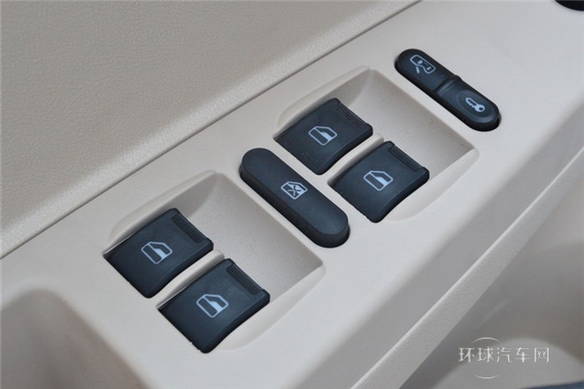 2013款 兩廂 1.5L 手動快意版