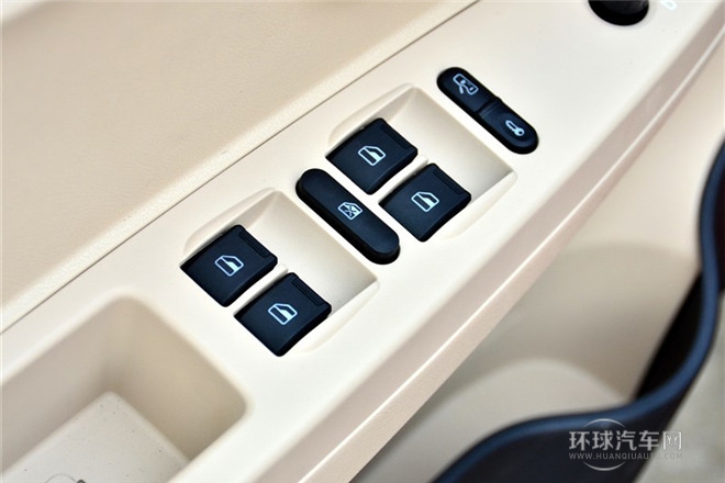 2013款 兩廂 1.5L 手動銳意版