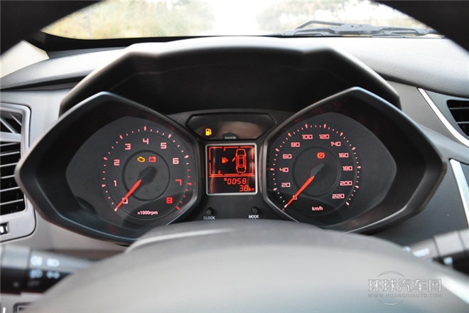 2013款 掀背 1.5L 手動快意版