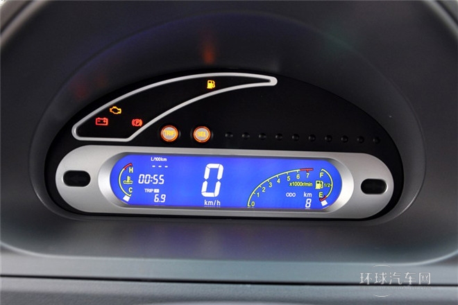 2012款 1.0L 手動舒適型