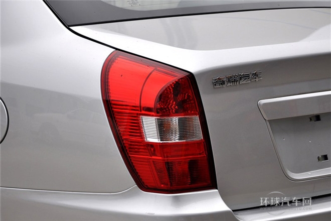 2012款 1.0L 手動舒適型