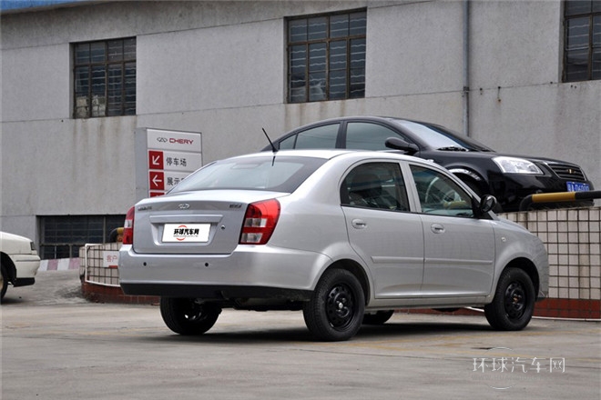 2012款 1.0L 手動(dòng)舒適型