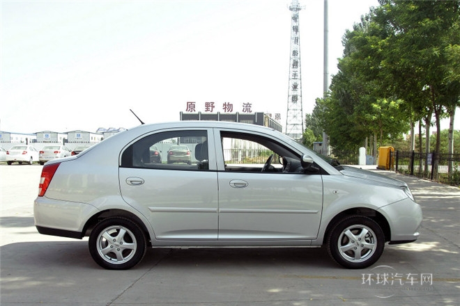 2012款 1.0L 手動數智導航版