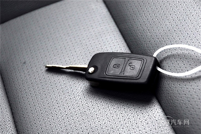 2012款 1.5L 手動尊貴型