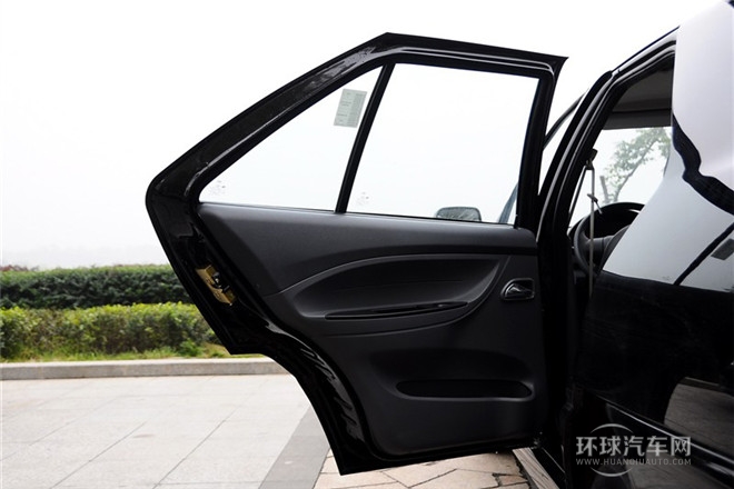 2012款 1.5L 手動(dòng)尊貴型